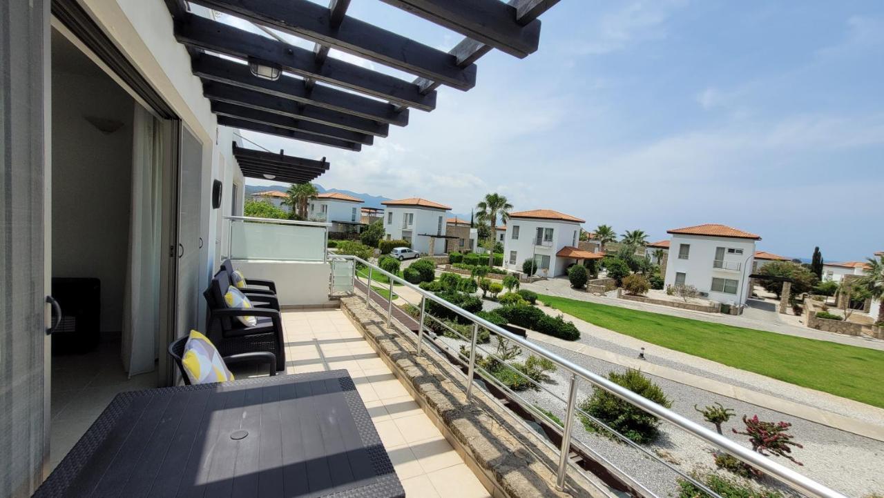 Sea And Mountain View Beachfront Penthouse Yali ภายนอก รูปภาพ