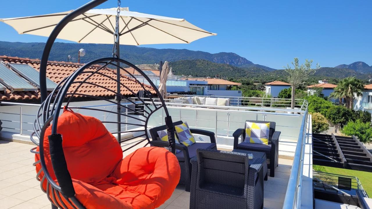 Sea And Mountain View Beachfront Penthouse Yali ภายนอก รูปภาพ